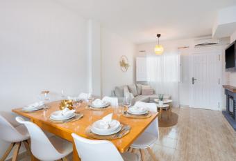 Mar  tima Mediterr  nea has Balcony rooms