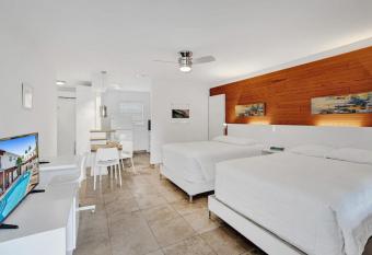 Waves Beach Town Spacious Studio Apartment For 4 People allows 18 year olds to book a room