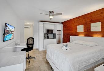 Waves Beach Town Cozy Studio Apartment With Pool allows 18 year olds to book a room