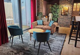 Appartement edge Paris - 3rd floor - Free parking - Terrase x2 - 4 people has Balcony rooms