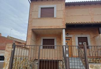 CASA VASOMAR has Balcony rooms