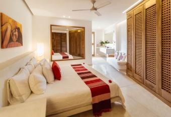 Two bedroom condo in El Careyes Club has Balcony rooms