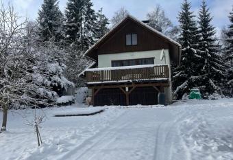 Chata Monika has Balcony rooms