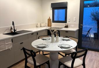 La Casa Samat has Balcony rooms