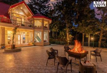 StayVista at Sunset Ridge has Balcony rooms