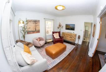 Urban Escape by Mountains w/3BR, Wi-Fi, Laundry allows 18 year olds to book a room