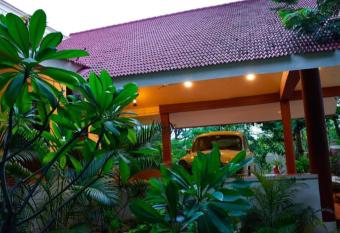 Ashirwad homestay madurai...A Rustic Villa Amidst peacocks has Balcony rooms