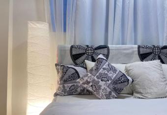 Ahenema Suite_Low Budget Luxury allows 18 year olds to book a room