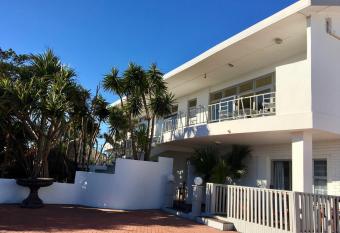 La Mer Guesthouse has Balcony rooms