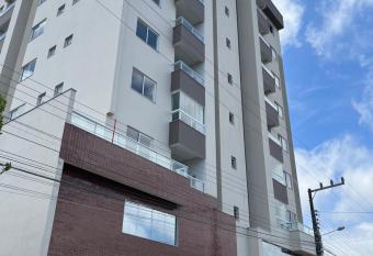 Residencial Atalaia - Praia do Gravat   - Beto Carrero World allows 18 year olds to book a room