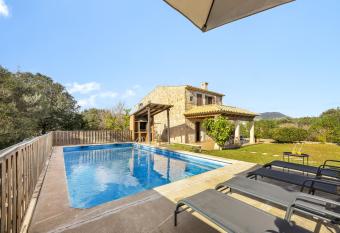 Can Avinent has Balcony rooms