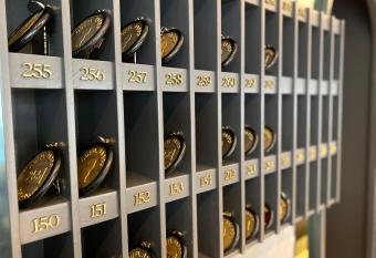 Hotel Ristorante SASSO allows 18 year olds to book a room