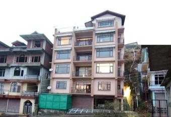 HOME INN SHIMLA has Balcony rooms