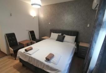 Apartmani Mia has Smoking/Balcony rooms