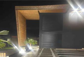 Maison D  pendance Privative has Balcony rooms