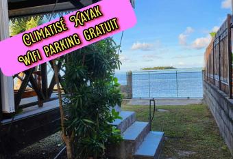 FARE Miti en bord de mer Fare Tepua Lodge has Balcony rooms