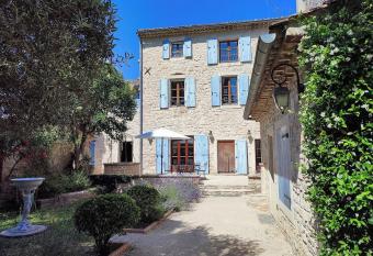Maison de Caract  re de Village has Balcony rooms