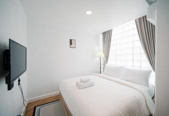 Mitt Haus (Lat Phrao Soi 5) has Balcony rooms