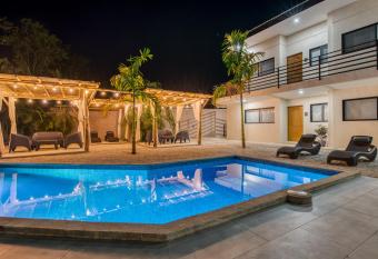 Muna Santa Rosa Apartamentos allows 18 year olds to book a room