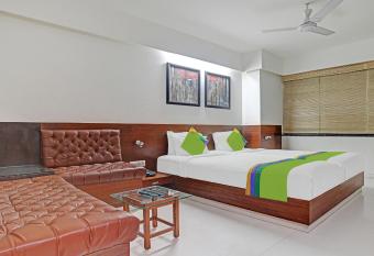 Treebo Trend Cherry Tree has Smoking rooms