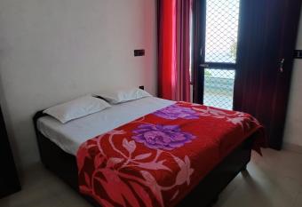 Hotel rock view has Balcony rooms