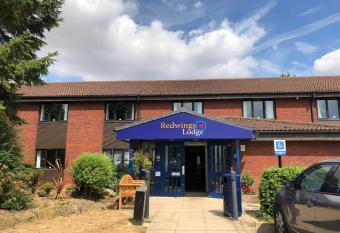 Redwings Lodge Rutland allows 18 year olds to book a room