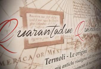 Quarantadue Quindici has Balcony rooms