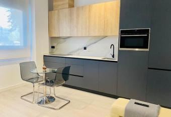 Loft tranquilo a estrenar 1 allows 18 year olds to book a room