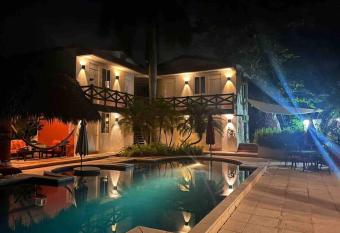 Casa Gaviota has Balcony rooms