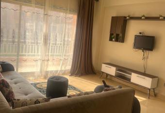              has rooms with a private hot tub