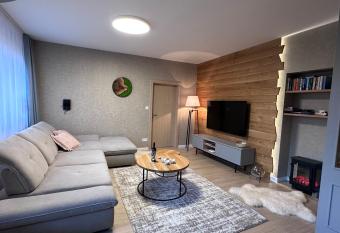 Apartm  n Ferula has Balcony rooms