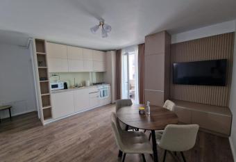 Blue apartment nearby Amethyst & Vivo Mall has Balcony rooms