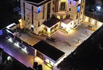 De Bullion Hotels has Balcony rooms