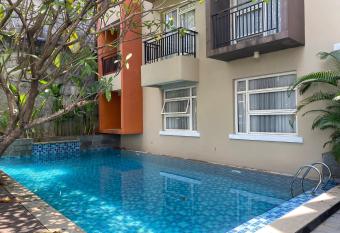 Regato Suites has Balcony rooms