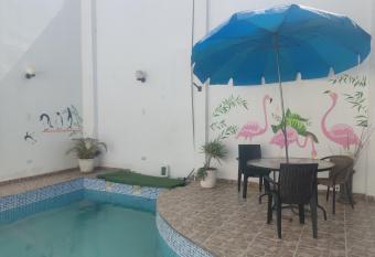 Hospedaje El Candelabro de Paracas has Balcony rooms