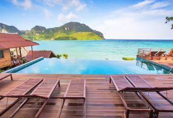 The Cobble Beach - SHA Certified Vaccinated has Balcony rooms