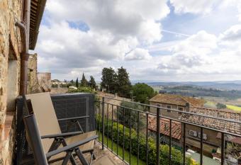 Antiche Mura has Balcony rooms