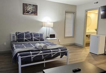 Horseshoe Haven B has Balcony rooms