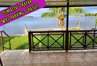 Fare Moana Bord de Mer Fare Tepua Lodge has Balcony rooms