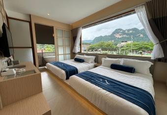 Muzi Boutique Hotel has Balcony rooms