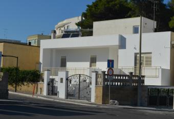 La Casa Del Gelso Bianco has Balcony rooms