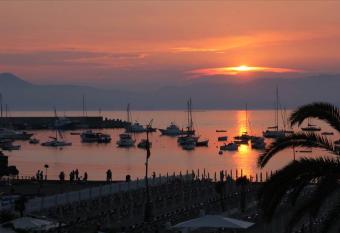 B&B Portobello allows 18 year olds to book a room