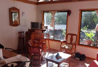 Casa cerca Radal 7 tazas has Balcony rooms