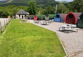 Blackwater Glamping Pods allows 18 year olds to book a room