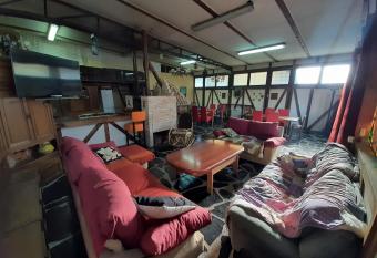 Multiespacio Bu2 has Smoking/Balcony rooms