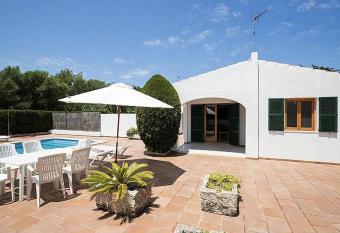 Villas Marineta has Balcony rooms