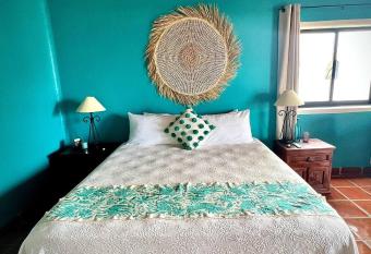 Beachfront Villa has Balcony rooms