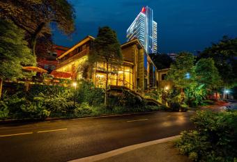 Wuyu Hotel - Chongqing Shapingba Three Gorges Plaza has Smoking/Balcony rooms