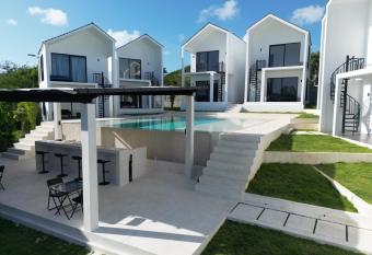 Villa Valeria has Balcony rooms