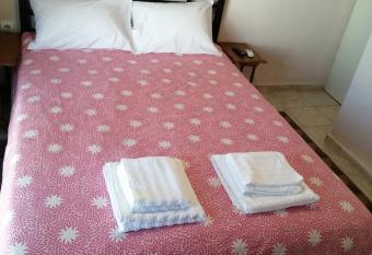 Dimitris has Balcony rooms